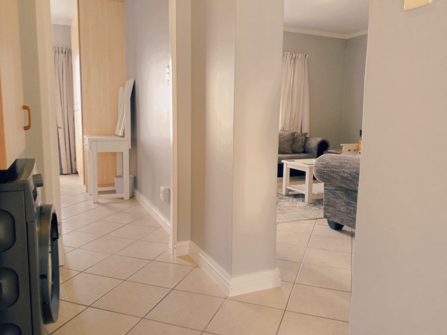 2 Bedroom Property for Sale in Reebok Western Cape